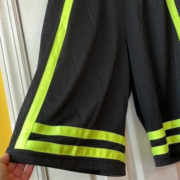Xersion Black Basketball Shorts‎ Small - Picture 6 of 16